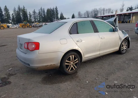 2006 Volkswagen Jetta 2.5 из США, поврежденный, VIN 3VWDF71KX6M769827